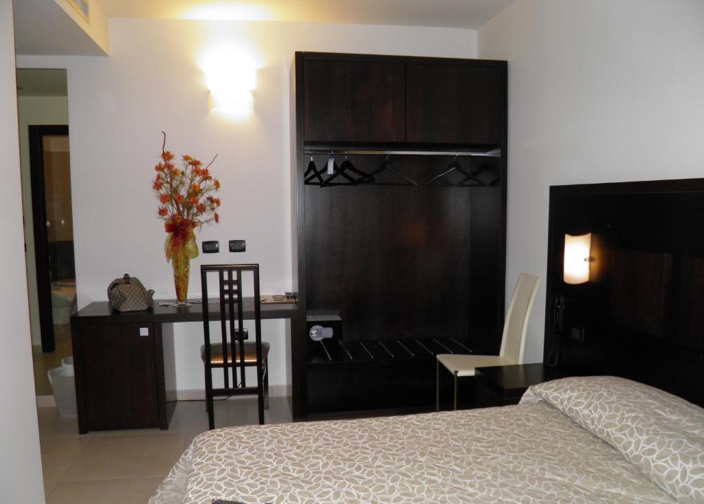 Hotel I Crespi Grosseto Ruang foto